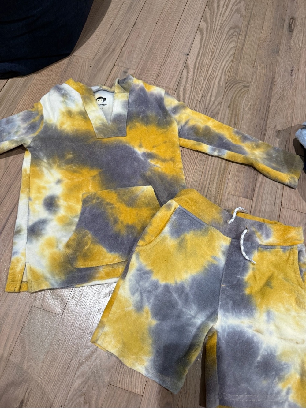 Appaman Yellow & Gray Tie-Dye Kids Hoodie Set